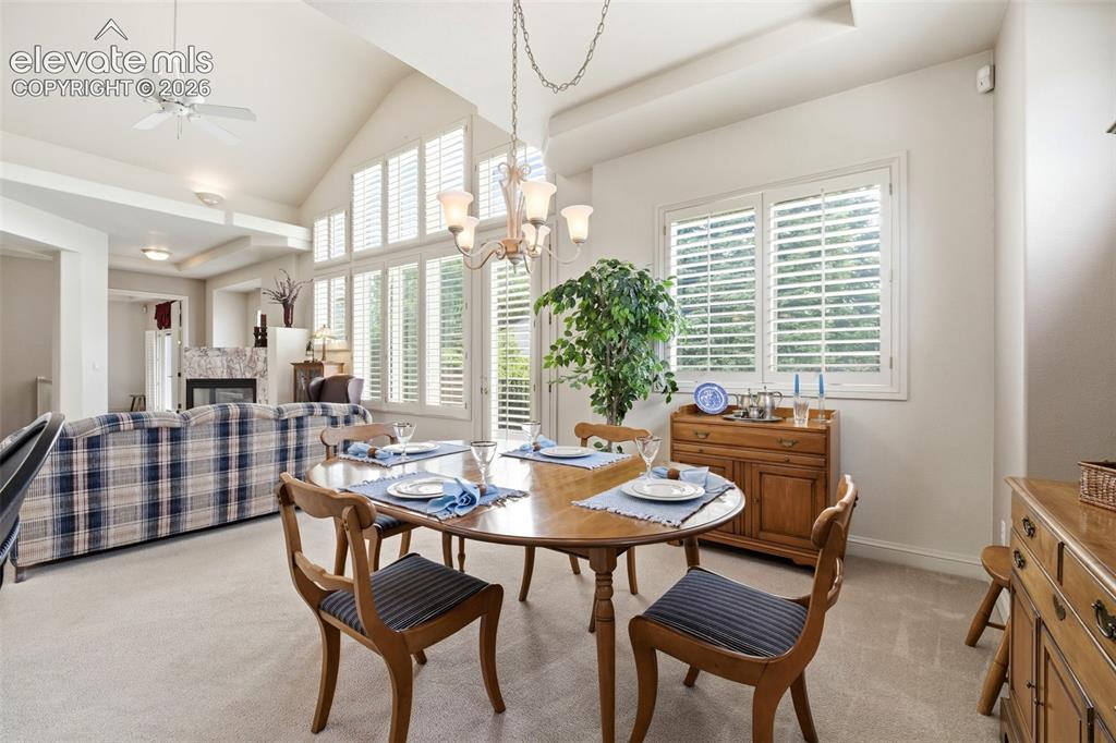 Image 12 of 46: Dining Area