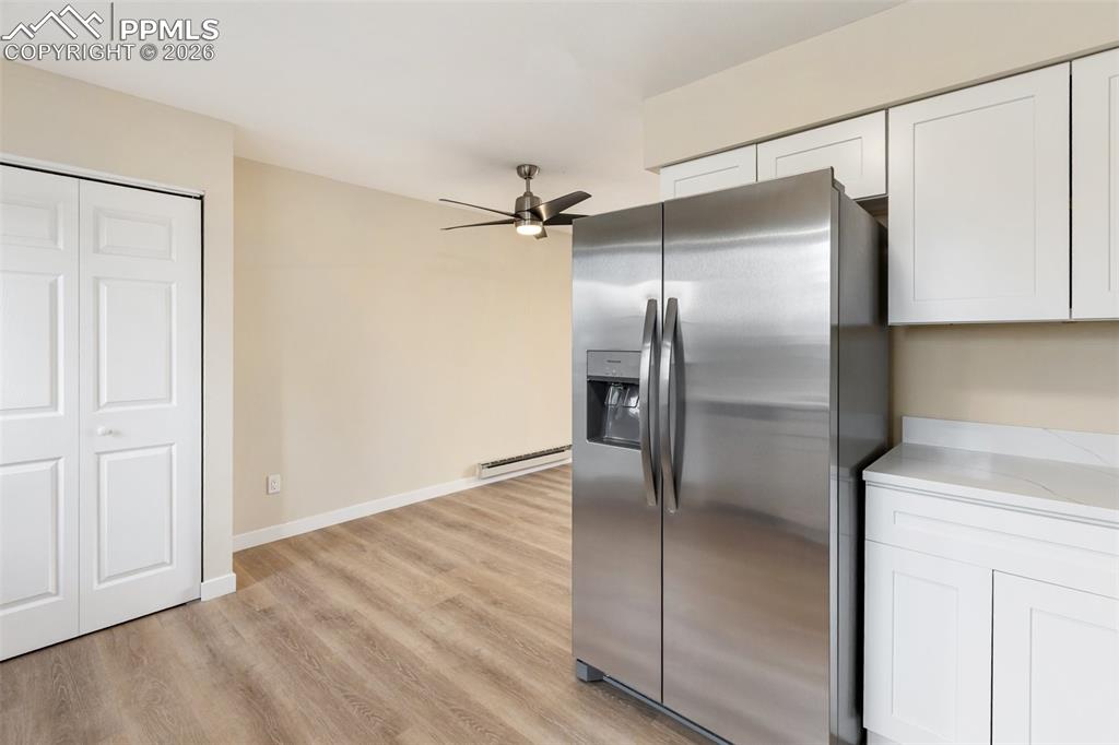 Image 14 of 35: Kitchen