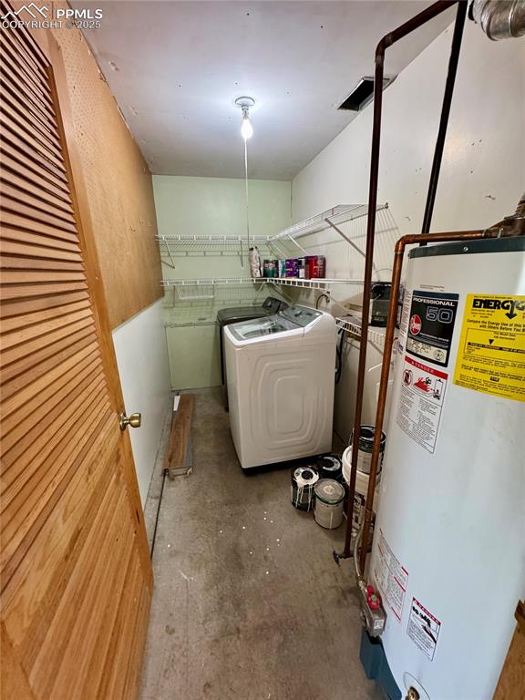 Image 37 of 39: Laundry