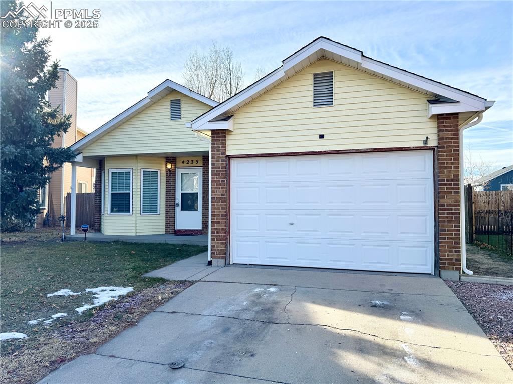 Image 4 of 39: Front of Structure