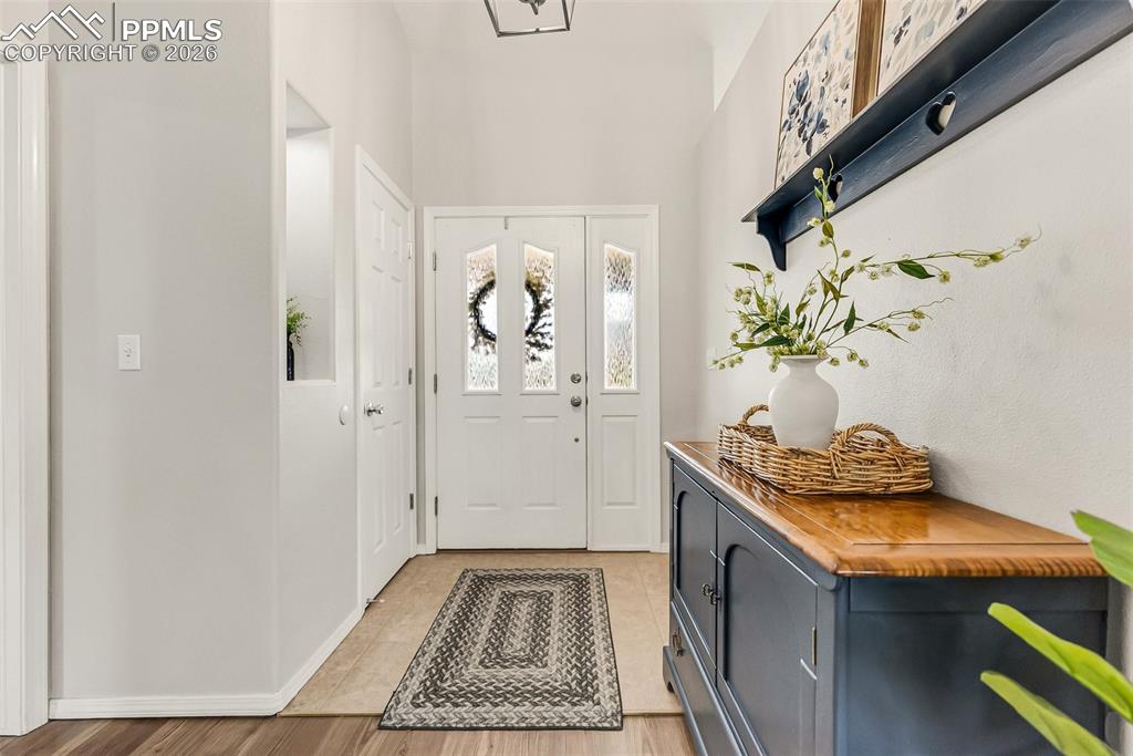 Image 2 of 43: Entry Way