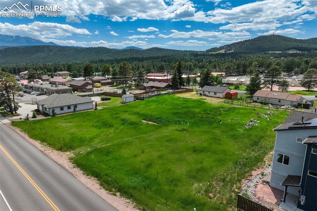 Image 10 of 20: View