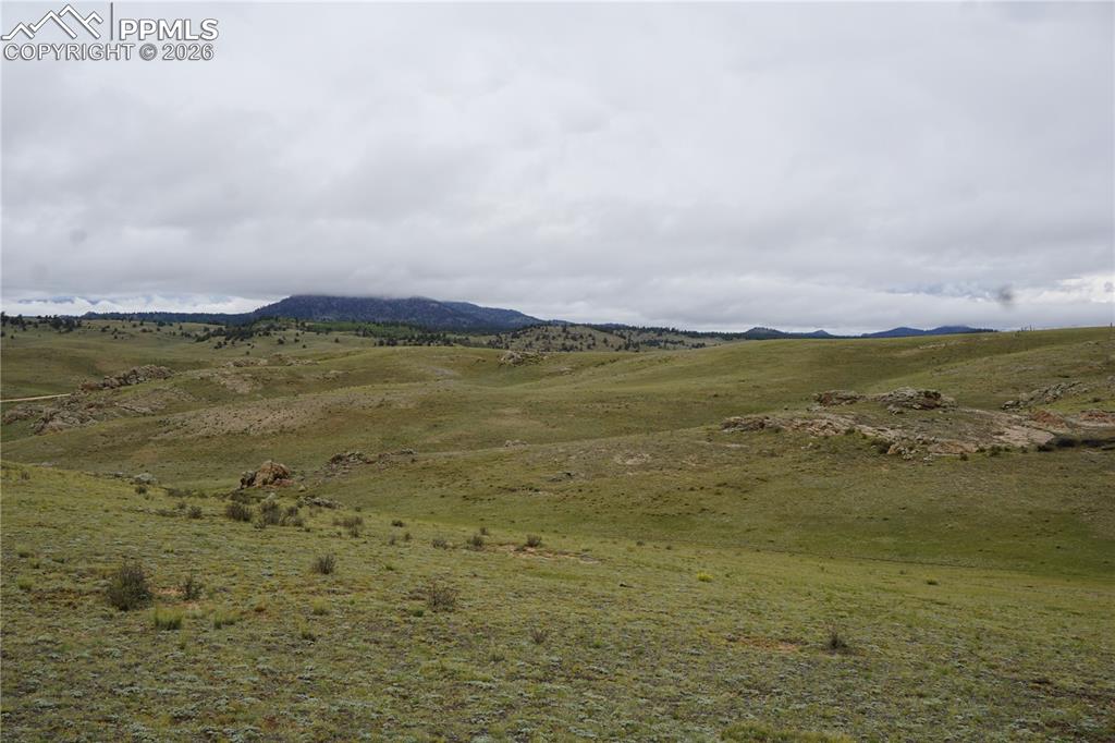 Image 15 of 16: View to the North