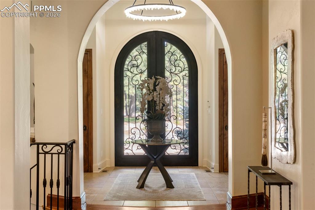 Image 4 of 48: No Description Available