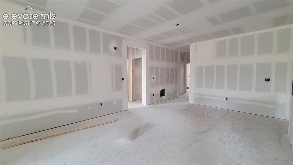 Image 7 of 23: Dining Area