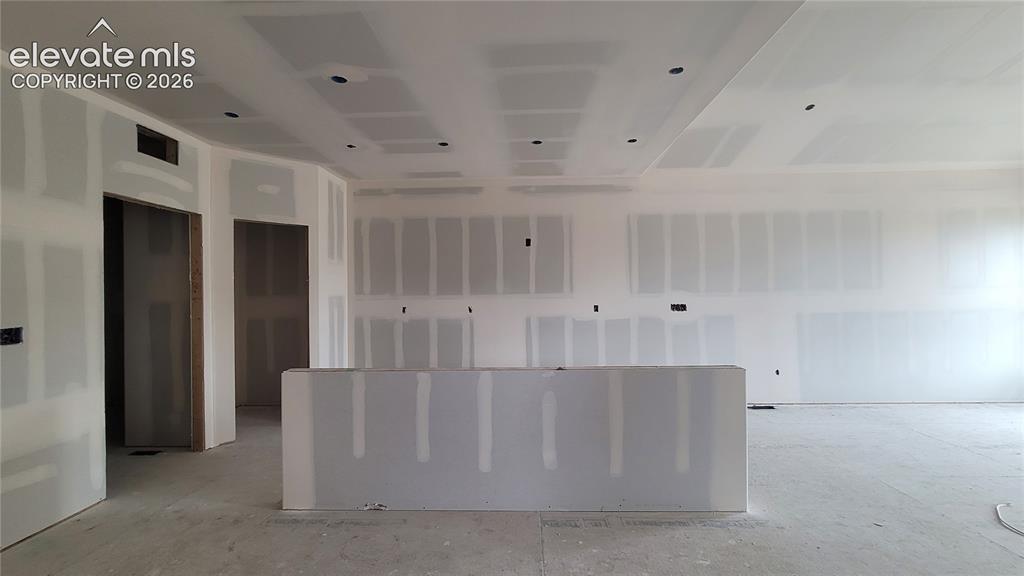 Image 8 of 23: Dining Area