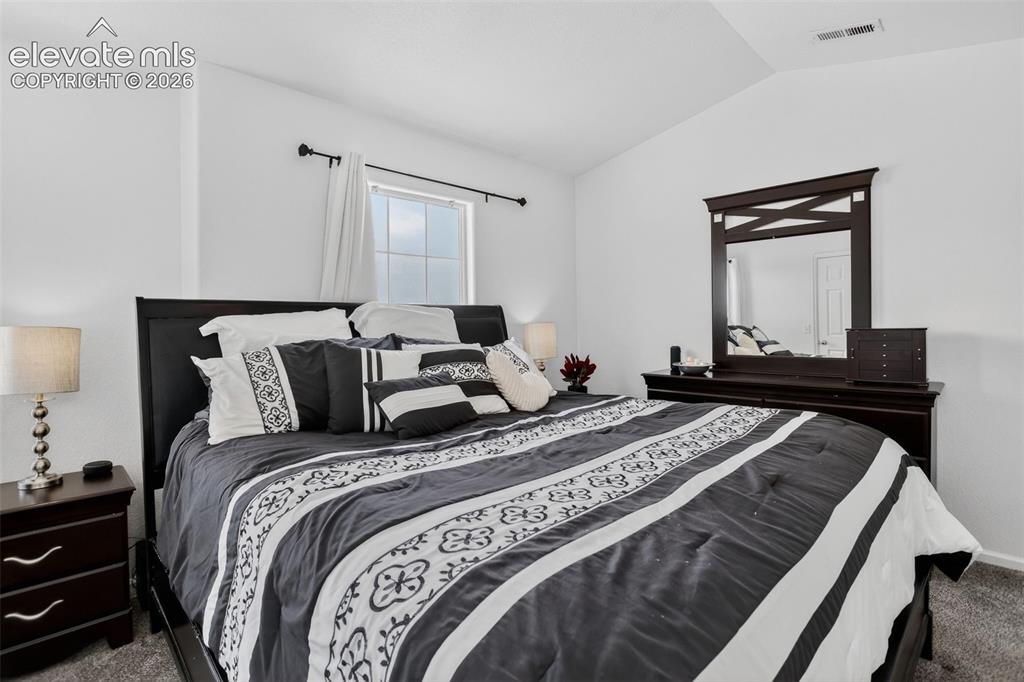 Image 9 of 28: Bedroom