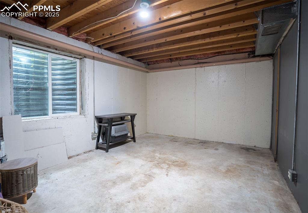 Image 16 of 18: Room to grow