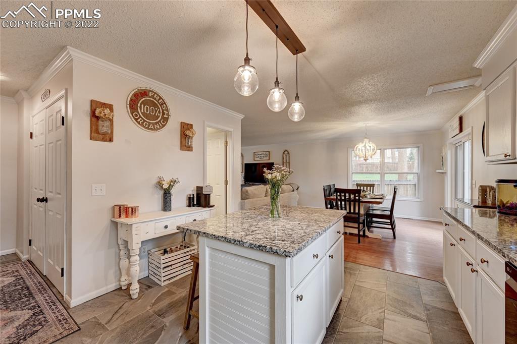 Listing 8236737, Image 13 of 35