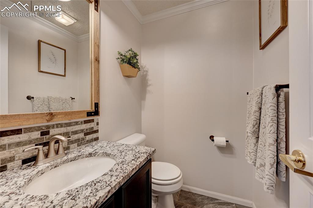 Listing 8236737, Image 15 of 35
