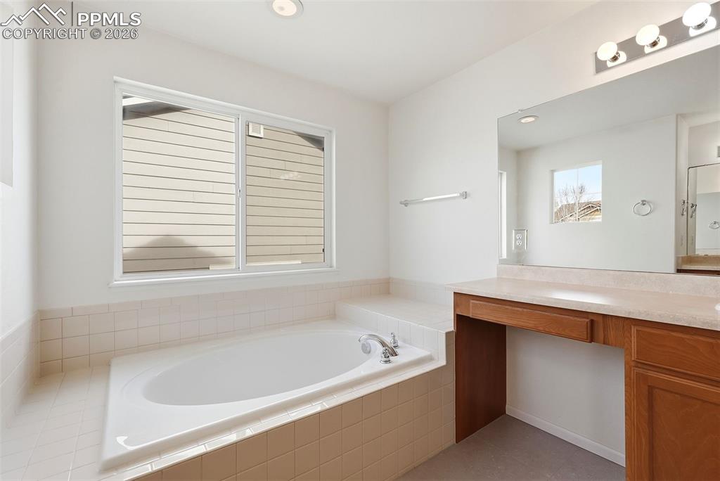 Image 32 of 50: Master Bathroom