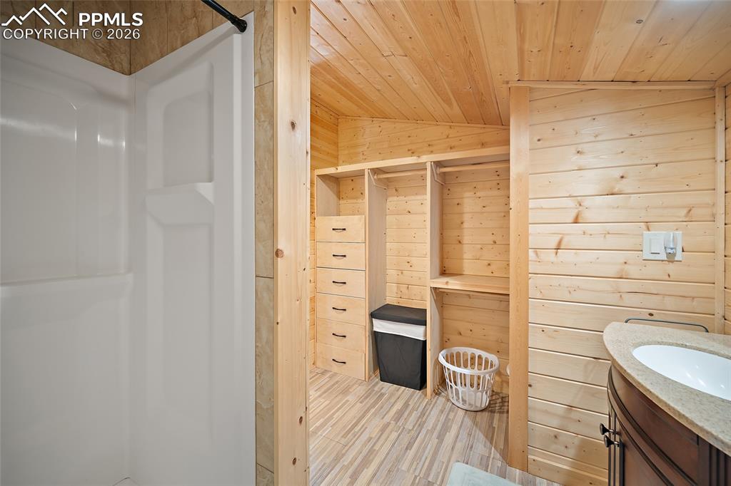 Image 25 of 49: No Description Available