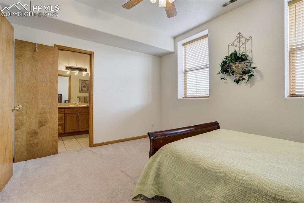 Image 39 of 49: Bedroom