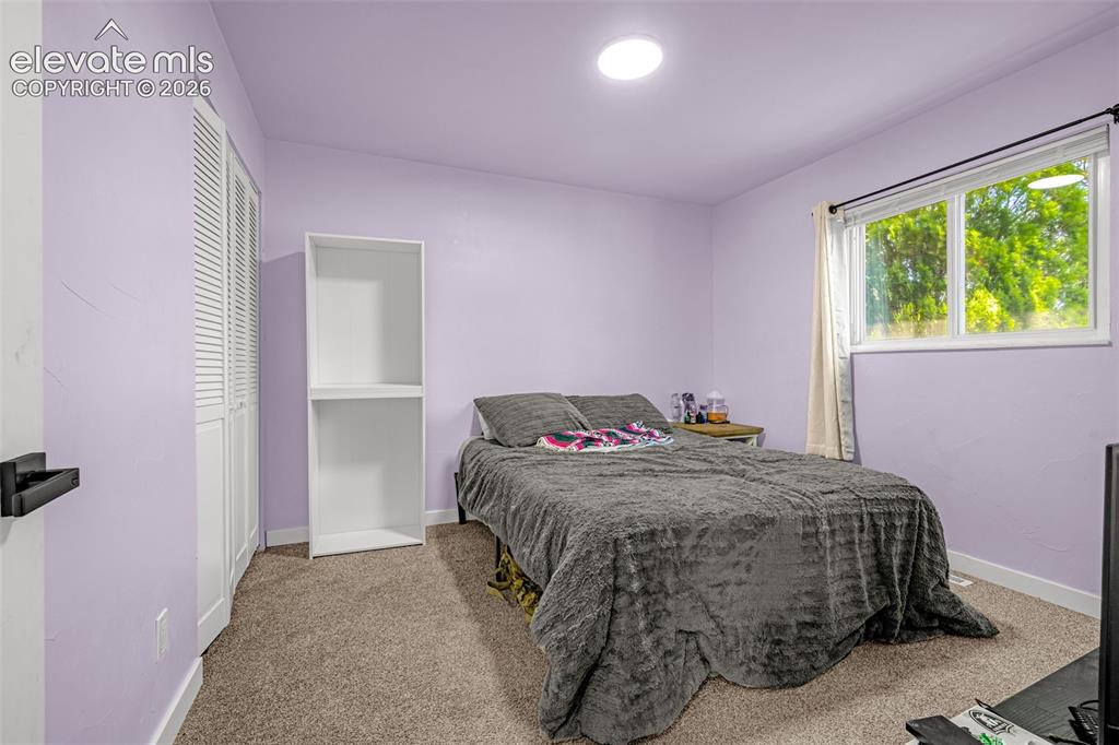 Image 18 of 39: Bedroom