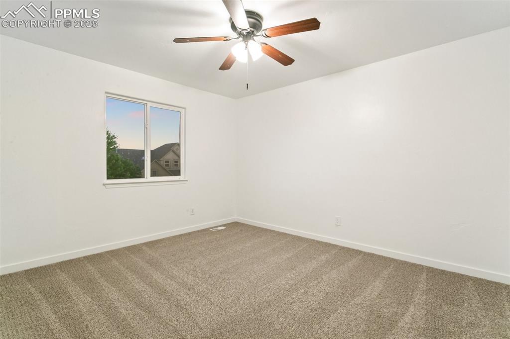 Image 28 of 43: Upstairs