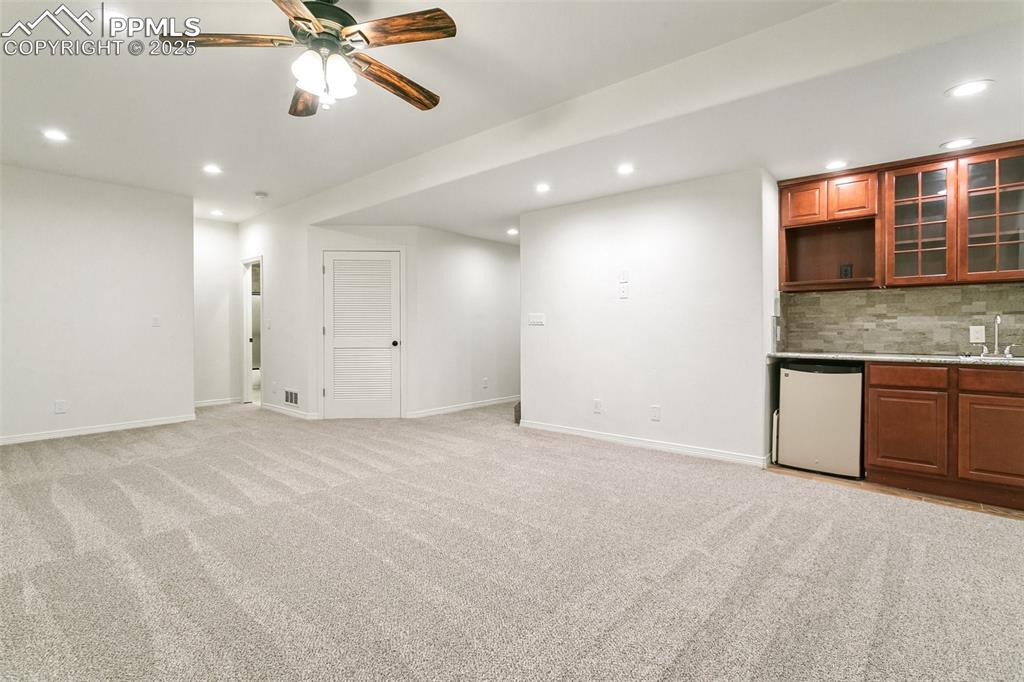 Image 33 of 43: Family Room