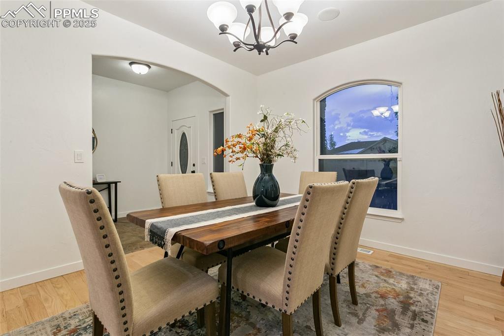 Image 7 of 43: Dining Room