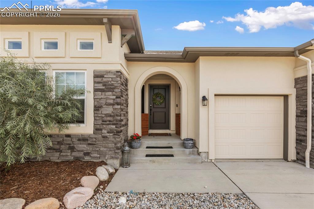 Image 2 of 47: Entry