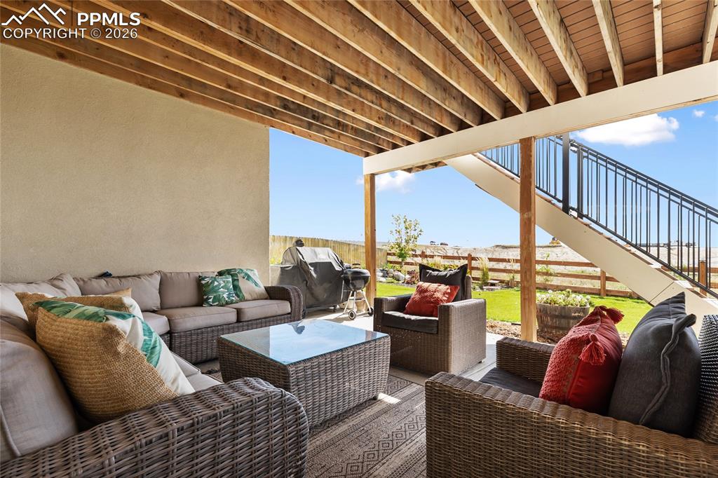 Image 41 of 47: Patio