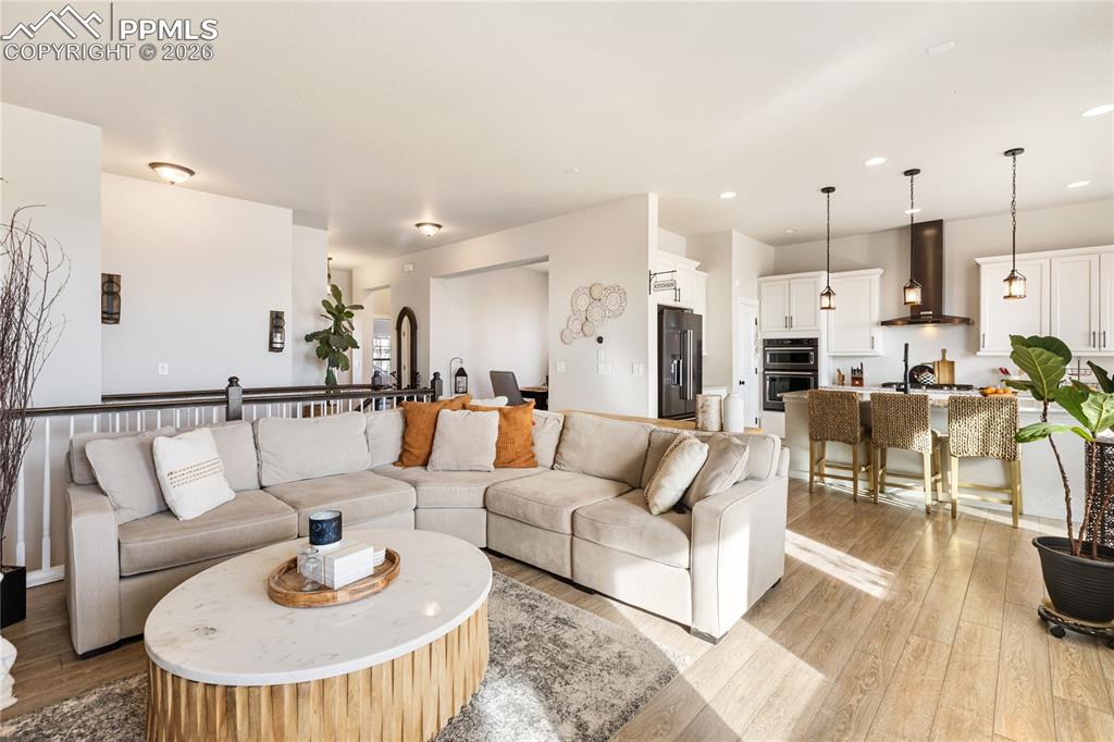 Image 7 of 47: Living Room