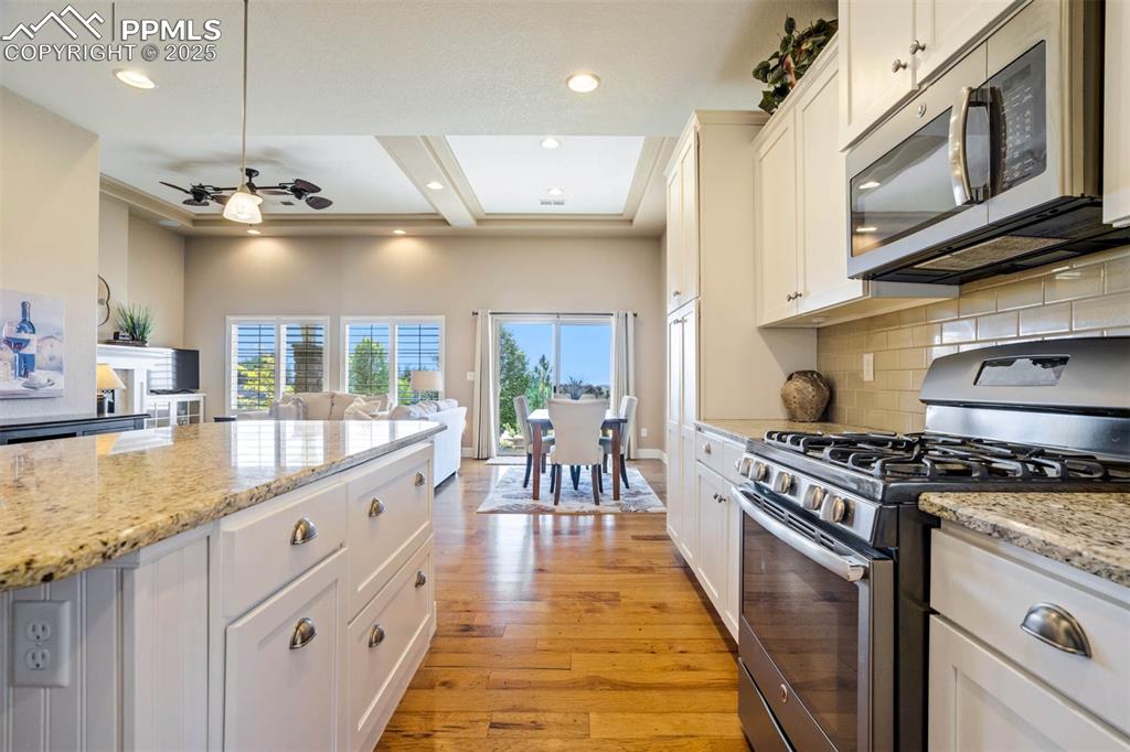 Image 12 of 48: Kitchen