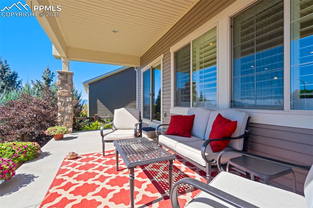 Image 21 of 48: Patio