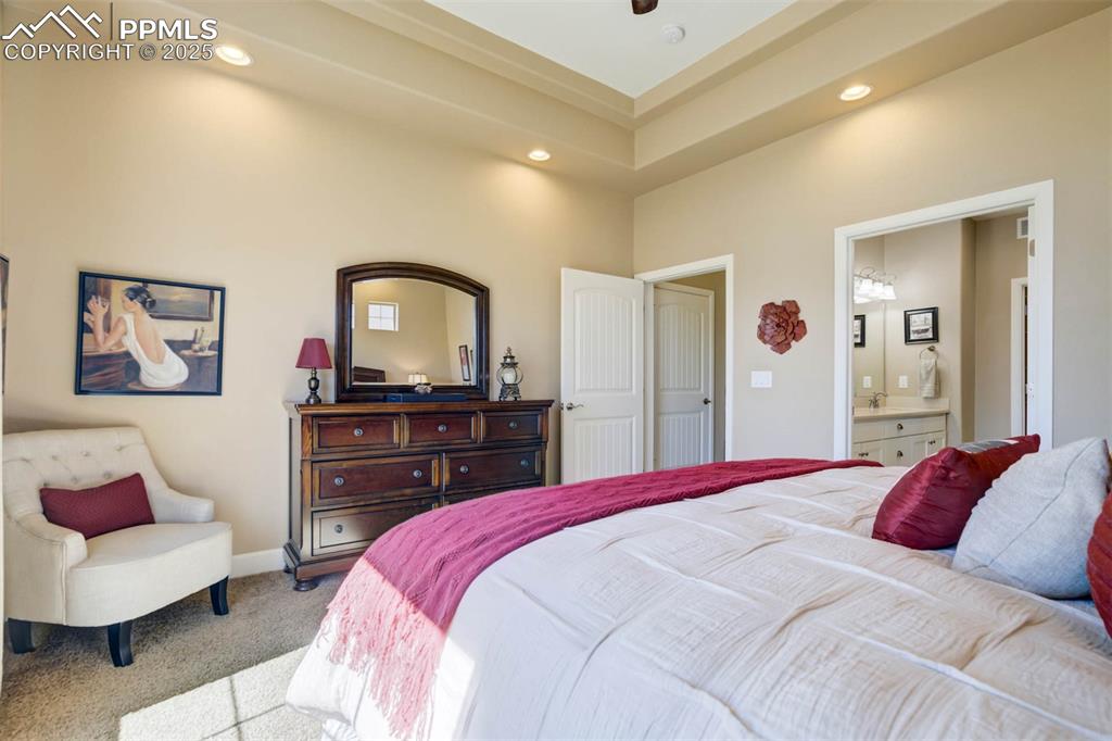 Image 25 of 48: Bedroom