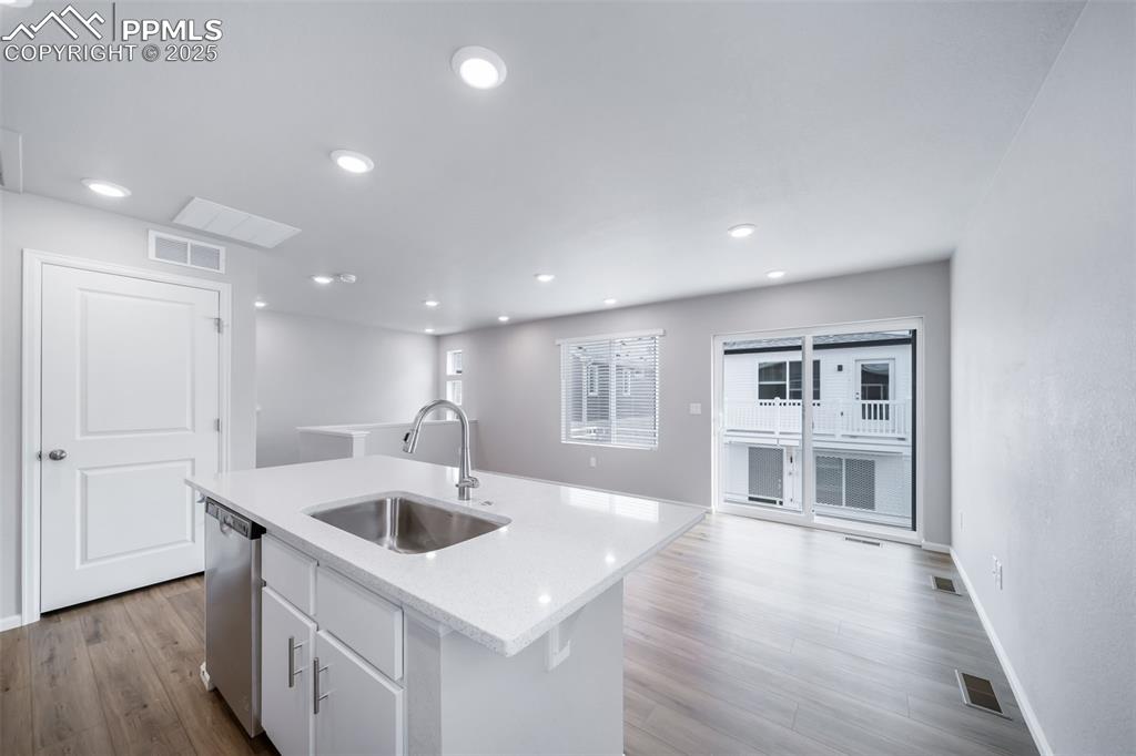 Image 14 of 21: Photos of model home