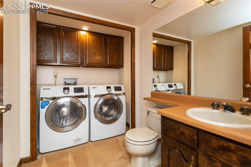 Image 14 of 43: Laundry