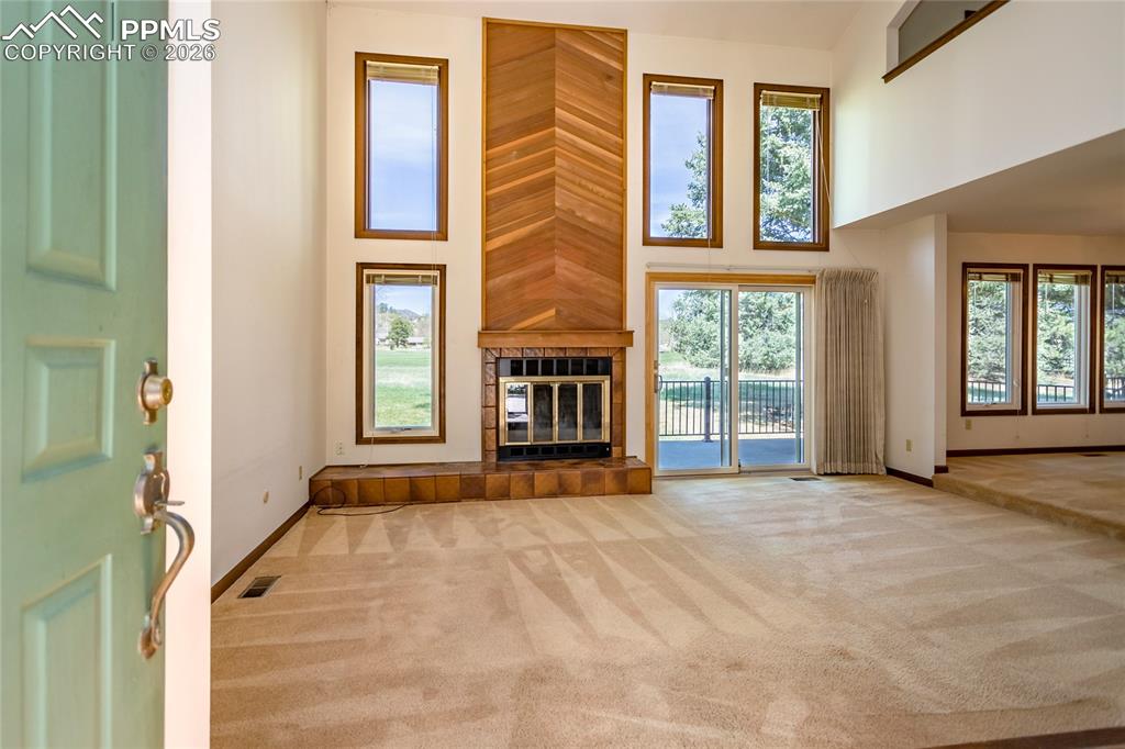 Image 3 of 43: Living Room