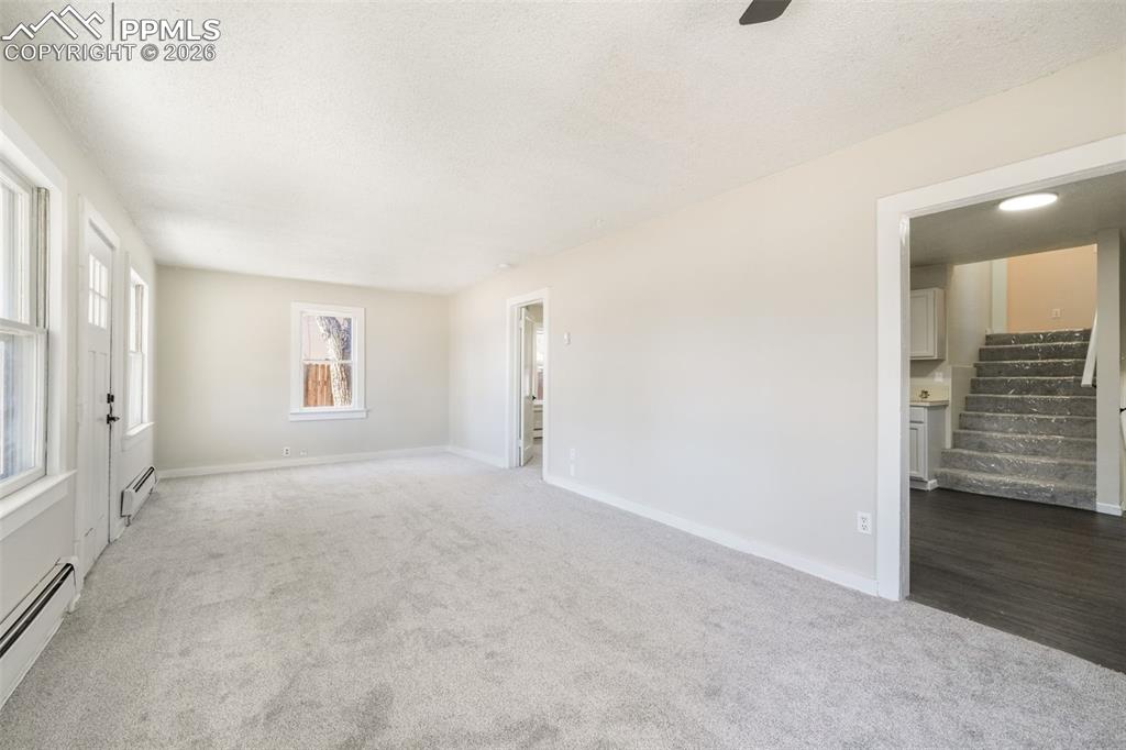 Image 3 of 50: Floor Plan