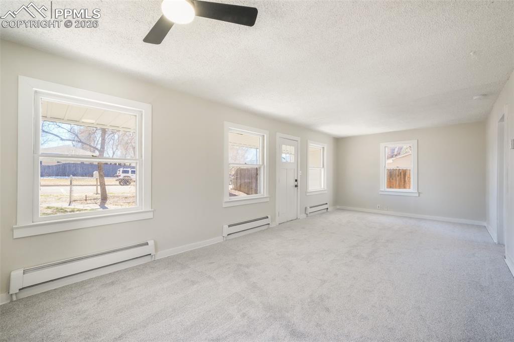 Image 5 of 50: Floor Plan