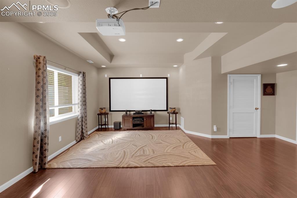 Image 26 of 43: Family/Theatre Room