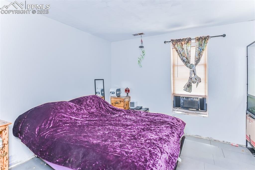 Listing 8247343, Image 13 of 34