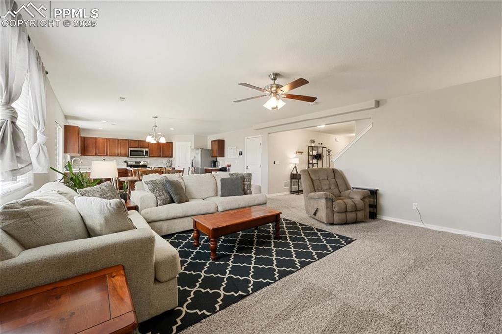 Image 17 of 43: Living Room