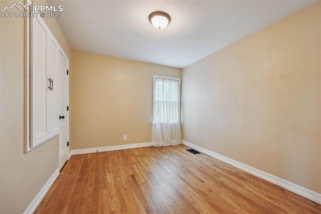 Image 16 of 31: Main level bedroom #2