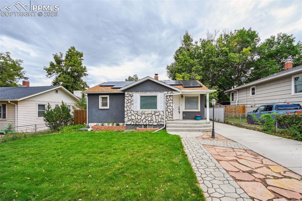 Image 31 of 31: Front of Structure