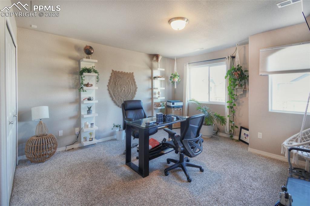 Image 15 of 26: Office