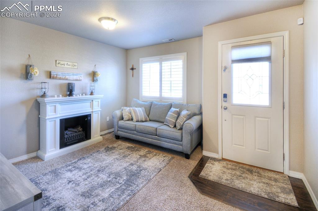 Image 2 of 26: Living Room