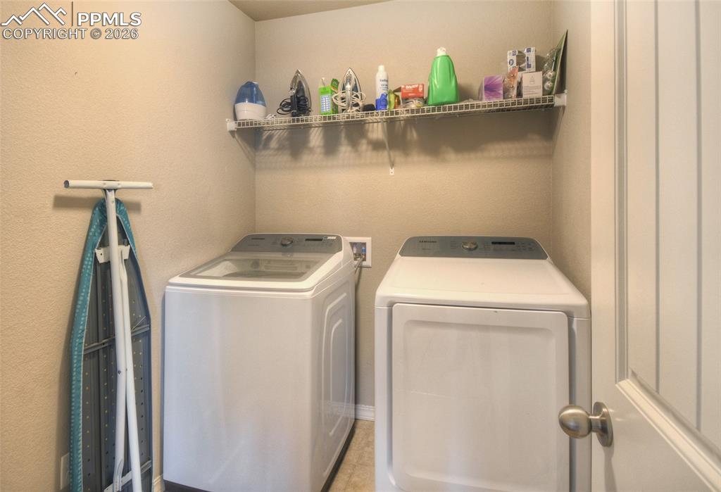 Image 22 of 26: Laundry