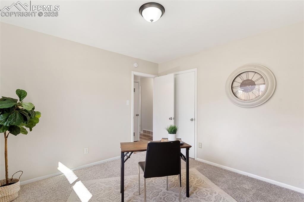 Image 12 of 31: Office