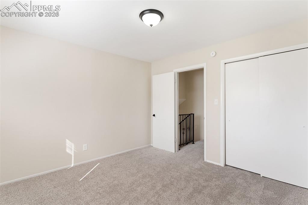 Image 22 of 31: Bedroom