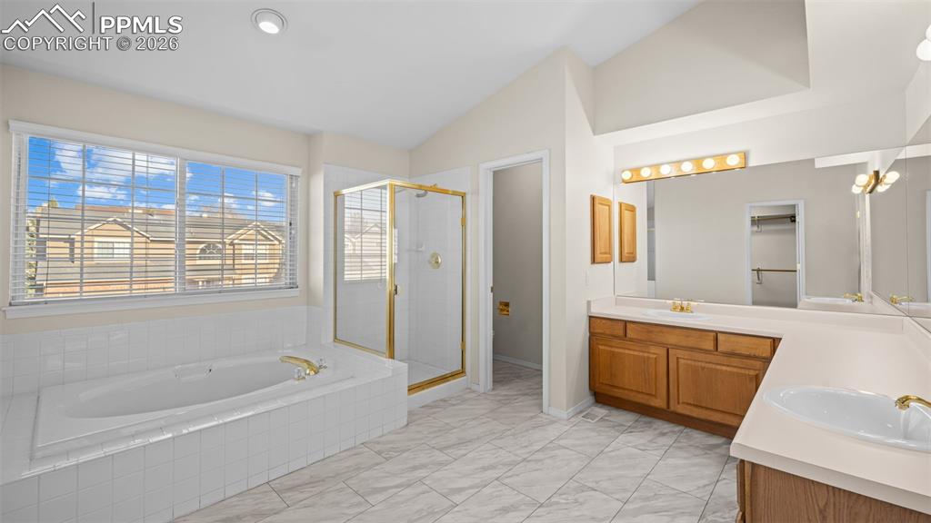 Image 22 of 42: Primary