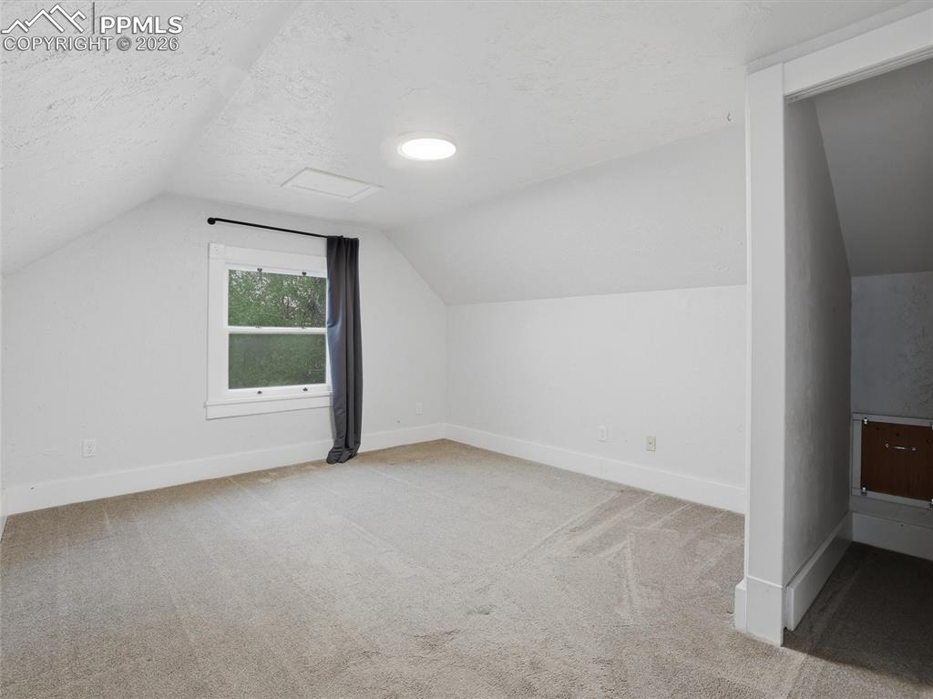 Image 23 of 43: Bonus Room