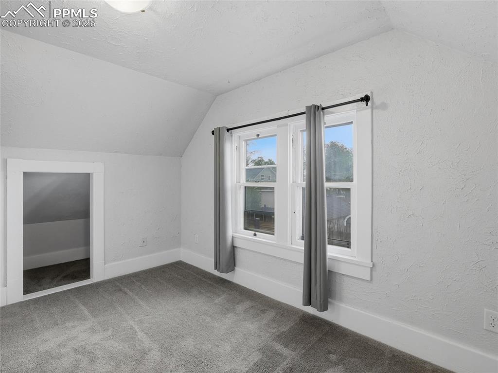 Image 29 of 43: Bonus Room