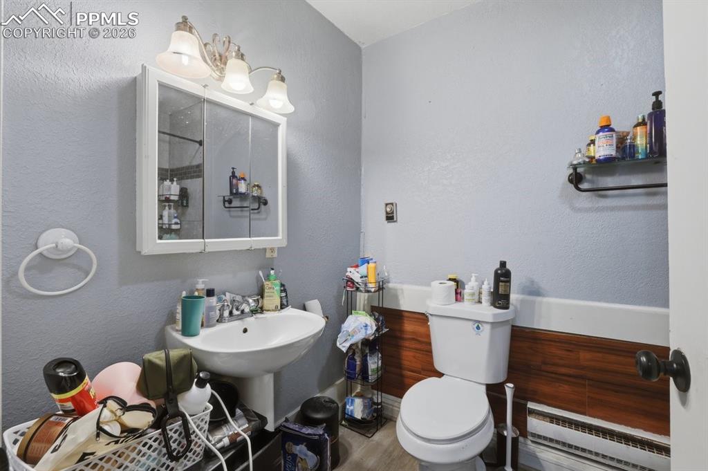 Image 27 of 31: No Description Available