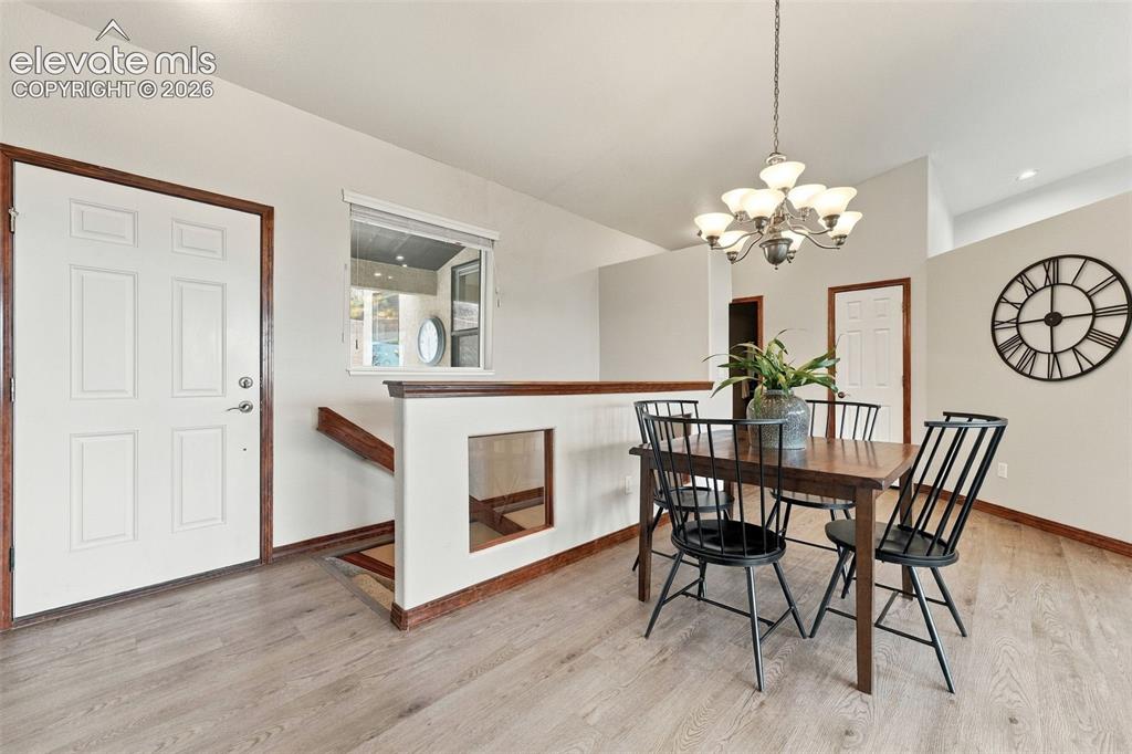 Image 3 of 47: Dining Area