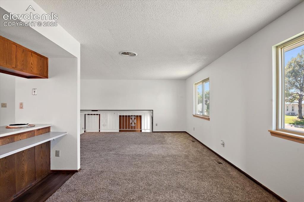Image 7 of 39: Living Room
