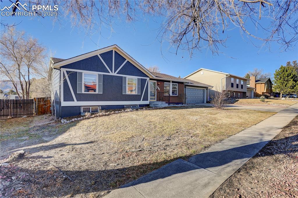 Image 40 of 42: Street view