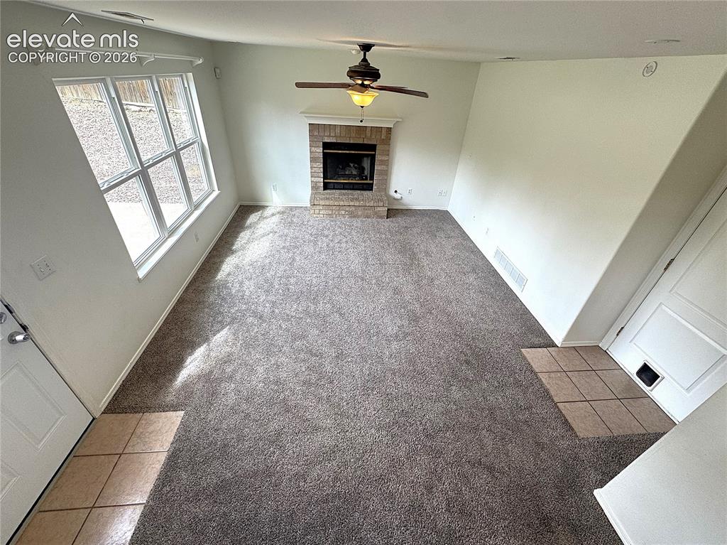 Image 13 of 40: Family Room